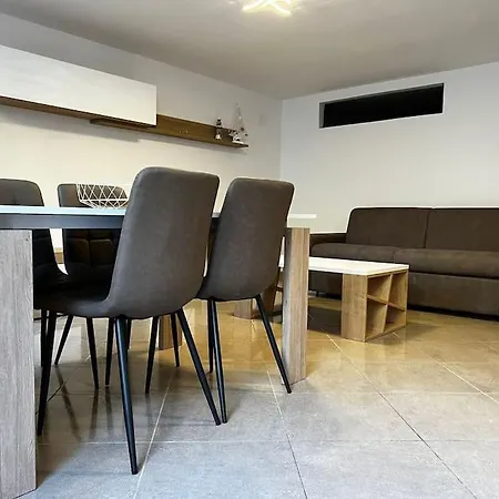 Apartmán Fronte Park